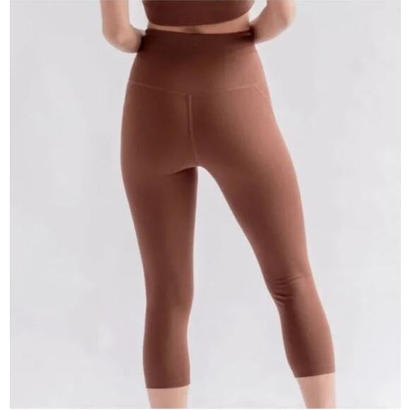 NWT Girlfriend Collective High Waist Capri Leggings Chocolate Brown Earth S - Picture 6 of 8